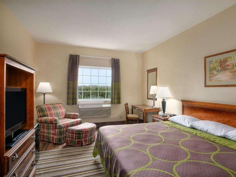 Super 8 By Wyndham Grayville Bagian luar foto